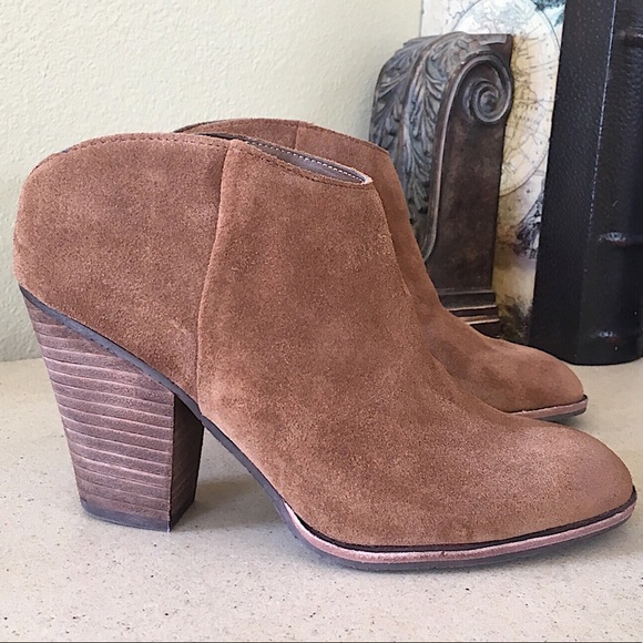 Dolce Vita Shoes - DOLCE VITA SUEDE BOOTIES